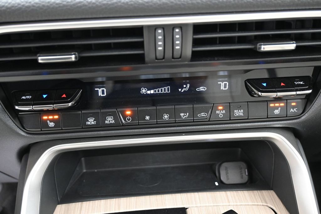 Used 2025 MAZDA CX-90 Plug-In Hybrid w/Premium Sport AWD/4WD image 30