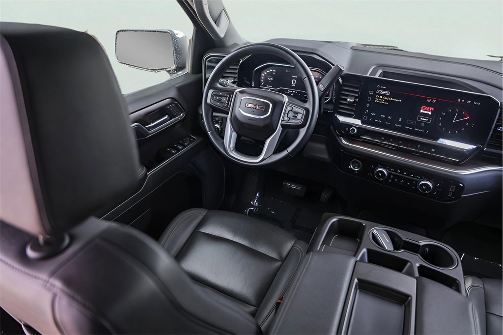 Used 2024 GMC Sierra 1500 SLT image 28