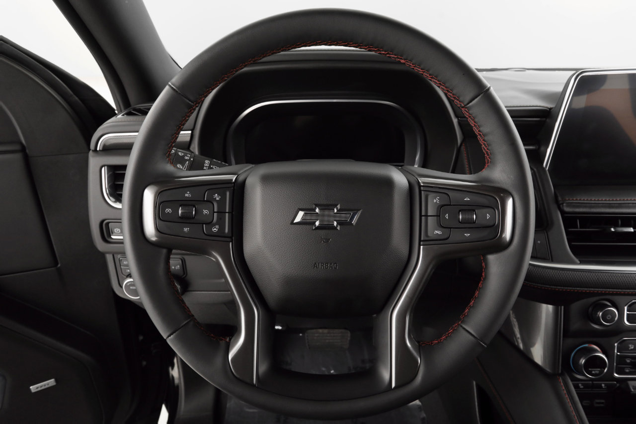 Used 2023 Chevrolet Suburban RST image 15