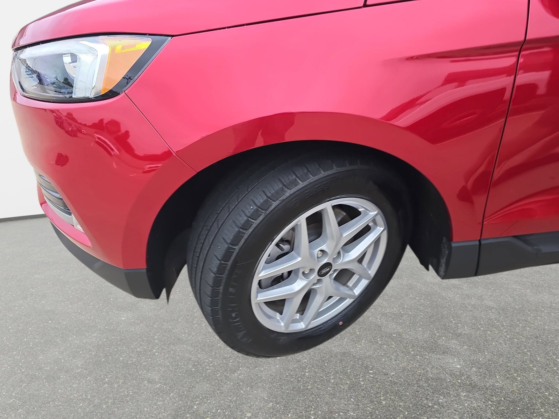 Used 2024 Ford Edge SEL w/ Convenience Package AWD/4WD image 31