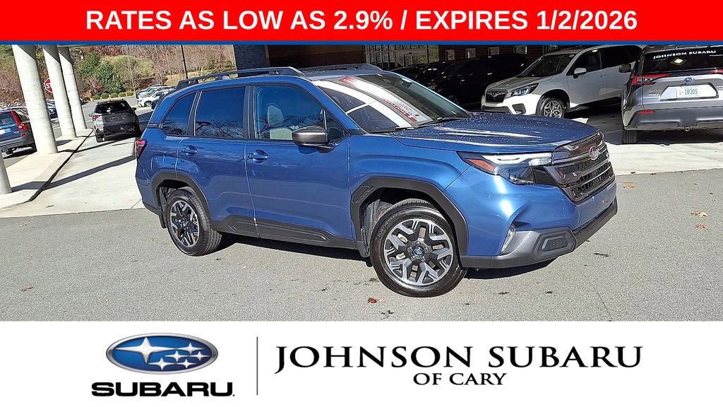 Used 2025 Subaru Forester Premium w/ Protection Package image 2