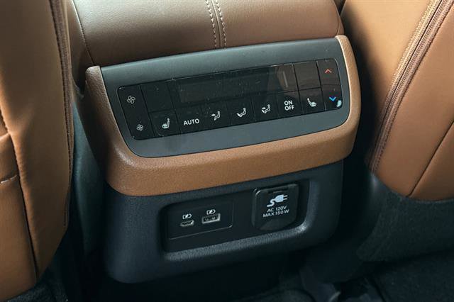 New 2025 Nissan Pathfinder Platinum w/ Cargo Package image 14