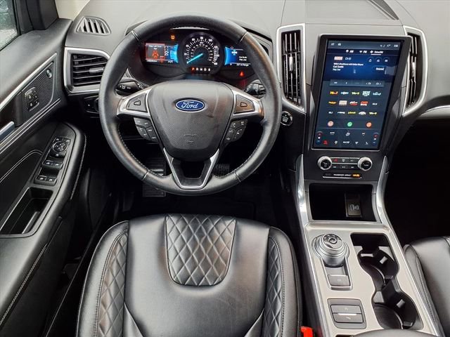 Used 2024 Ford Edge Titanium image 6