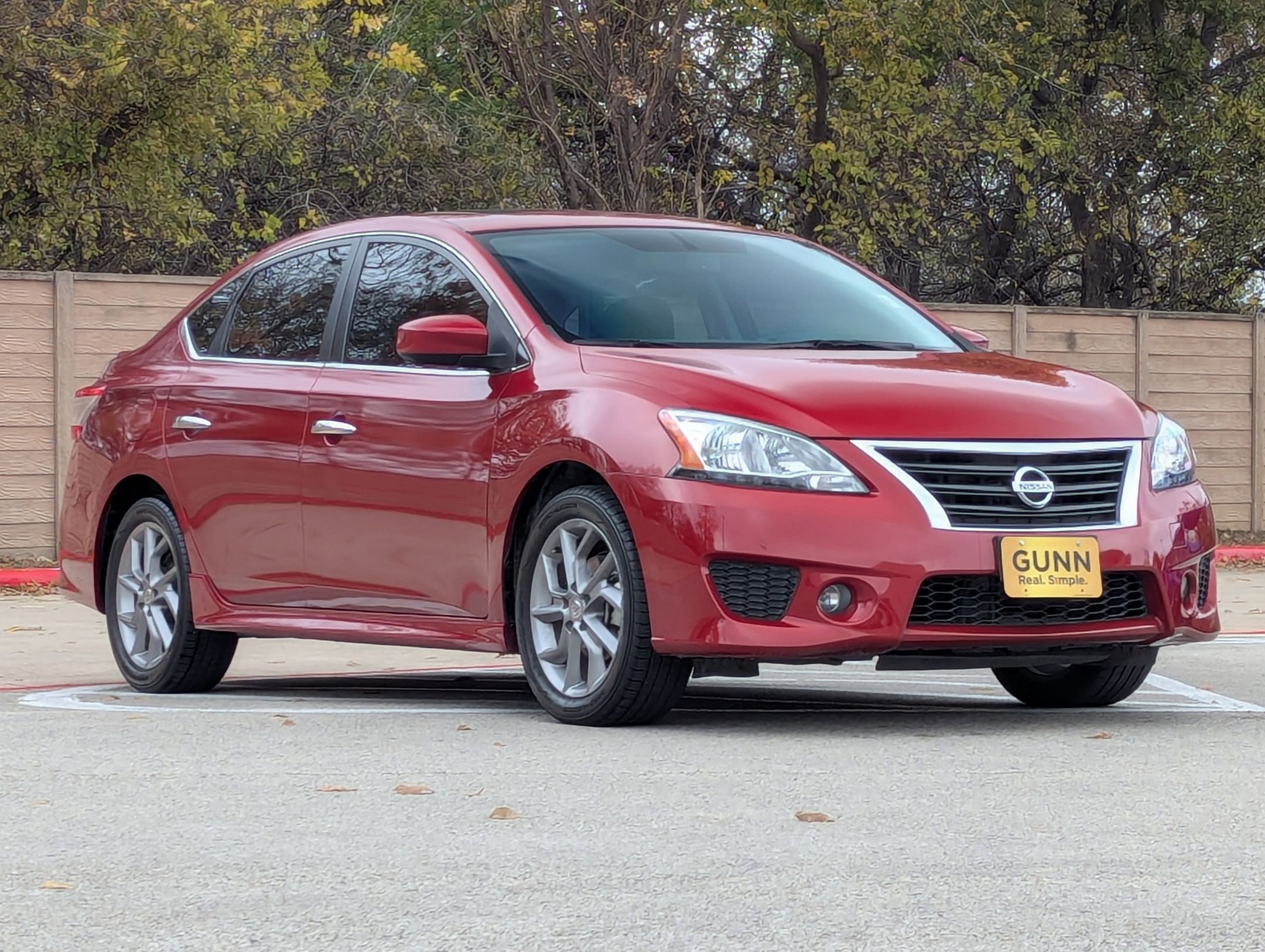 Used 2014 Nissan Sentra SR w/ Premium Package image 2