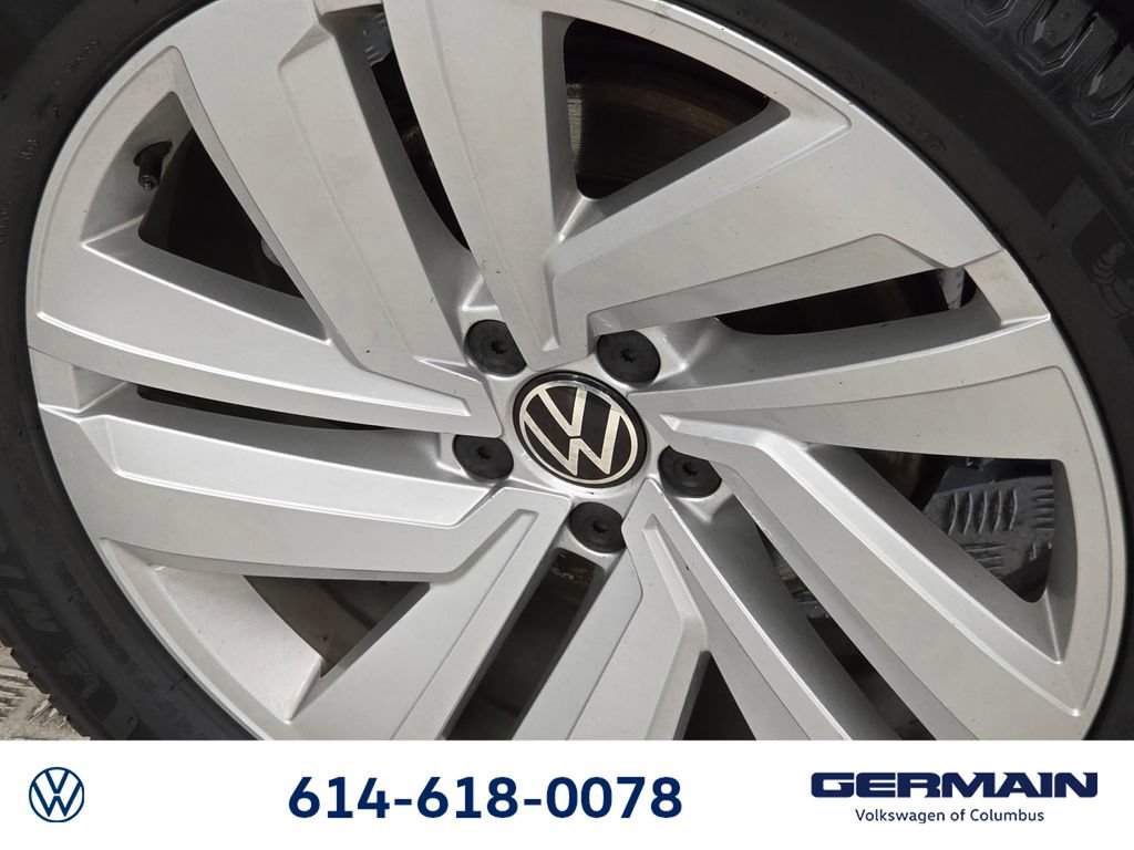 Used 2021 Volkswagen Atlas Cross Sport SE AWD/4WD image 12