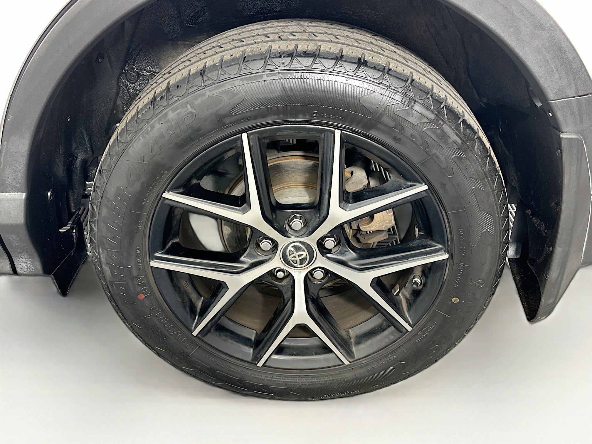 Used 2016 Toyota RAV4 SE image 11