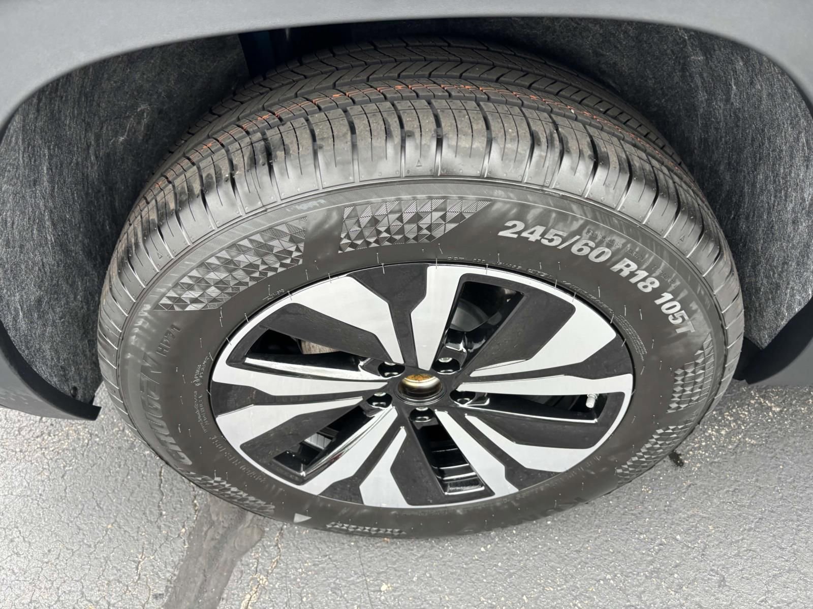 New 2026 Volkswagen Atlas SE image 10