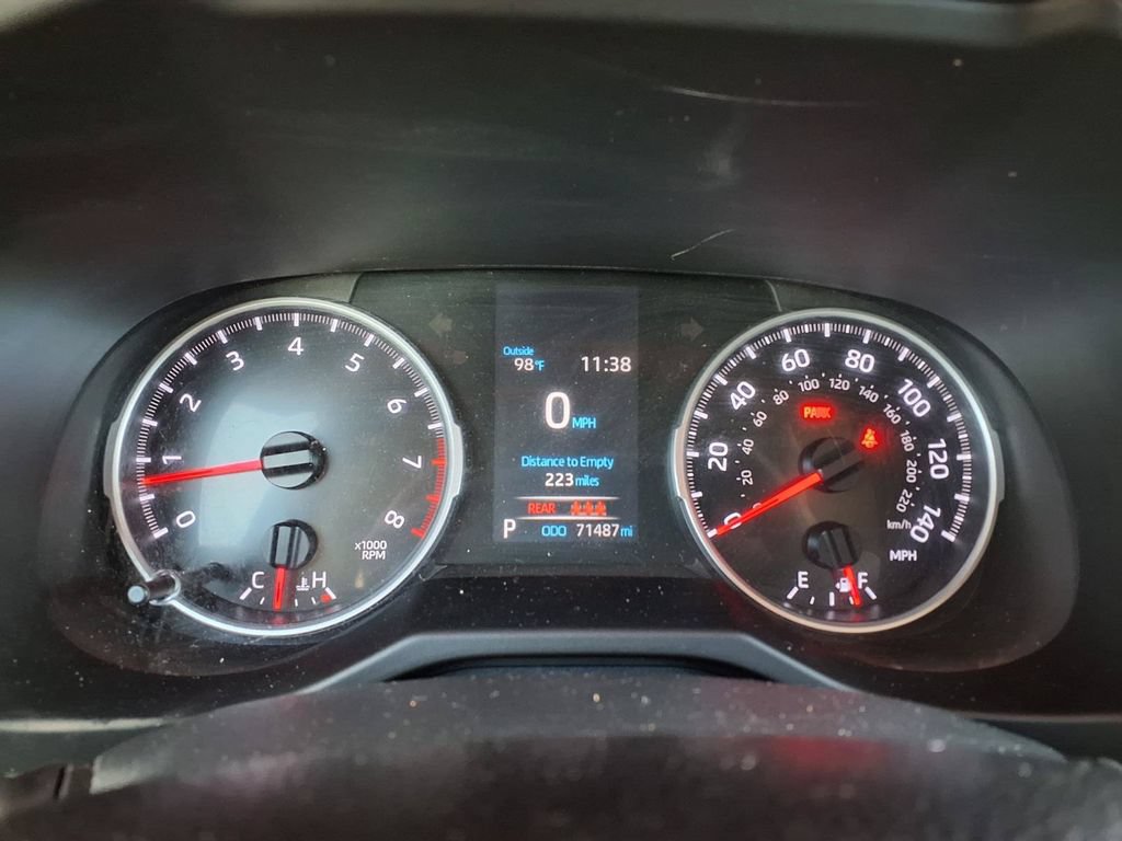 Used 2019 Toyota RAV4 LE FWD image 31