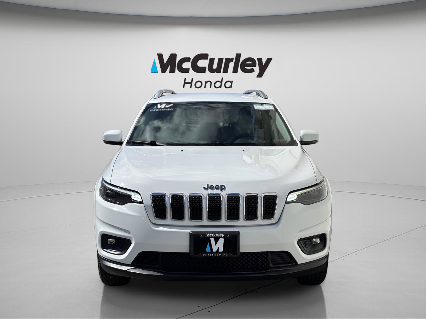 Used 2020 Jeep Cherokee Latitude Plus w/ Cold Weather Group AWD/4WD image 8