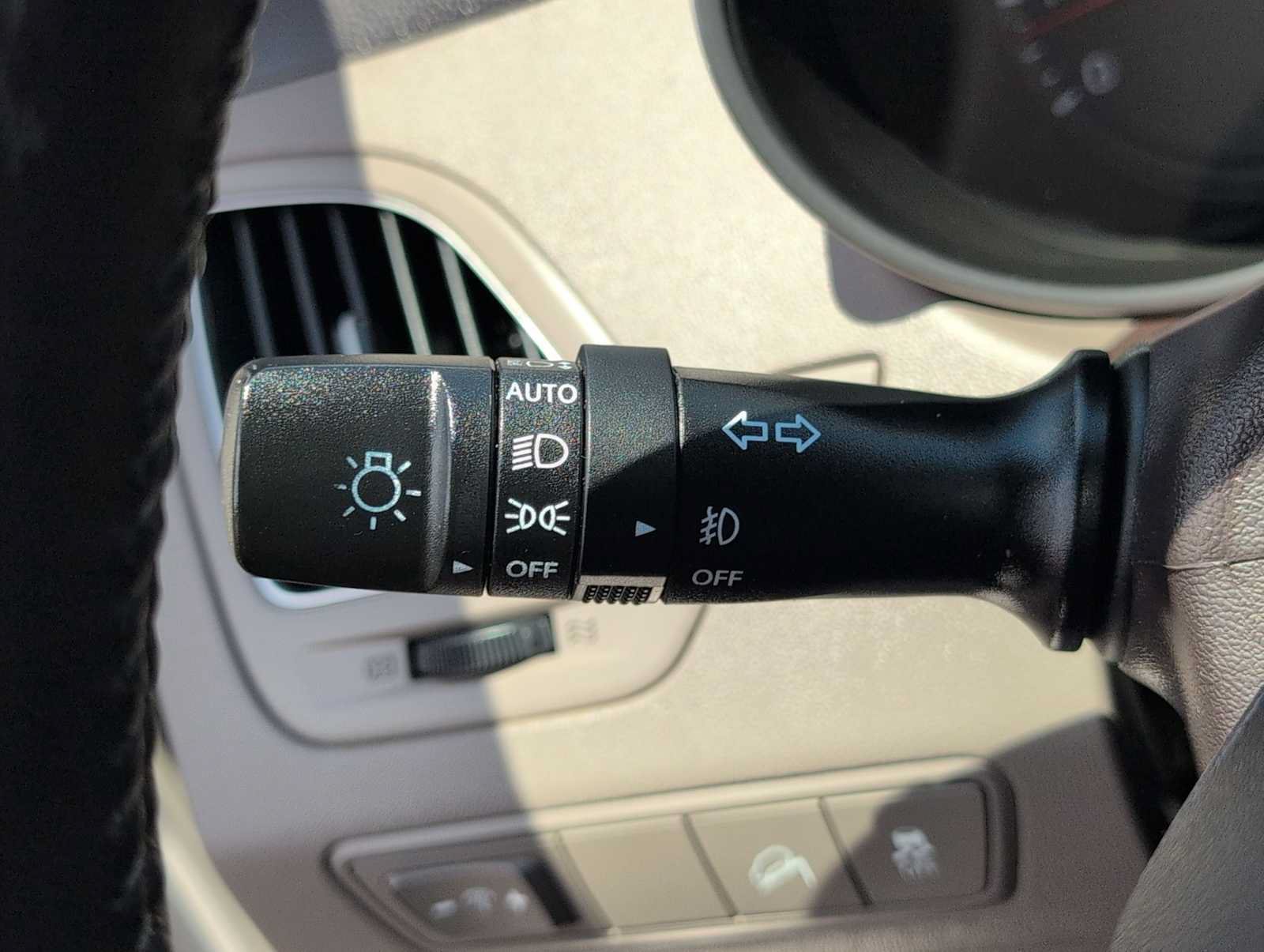 Used 2013 Hyundai Tucson Limited FWD image 25