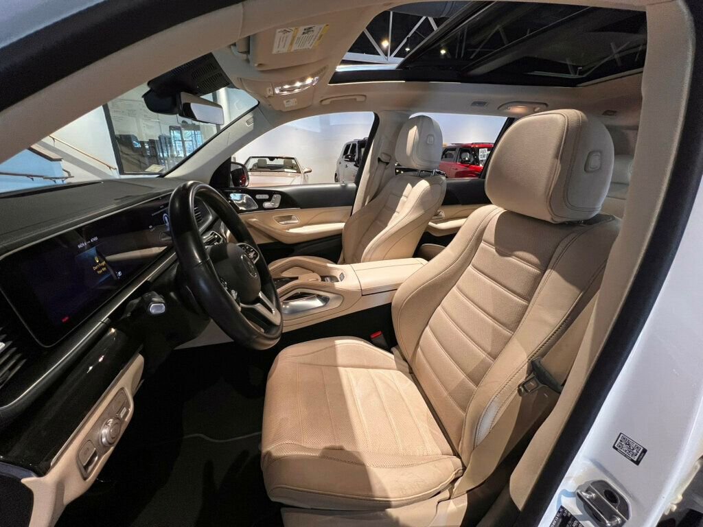 Used 2021 Mercedes-Benz GLS 450 4MATIC image 21