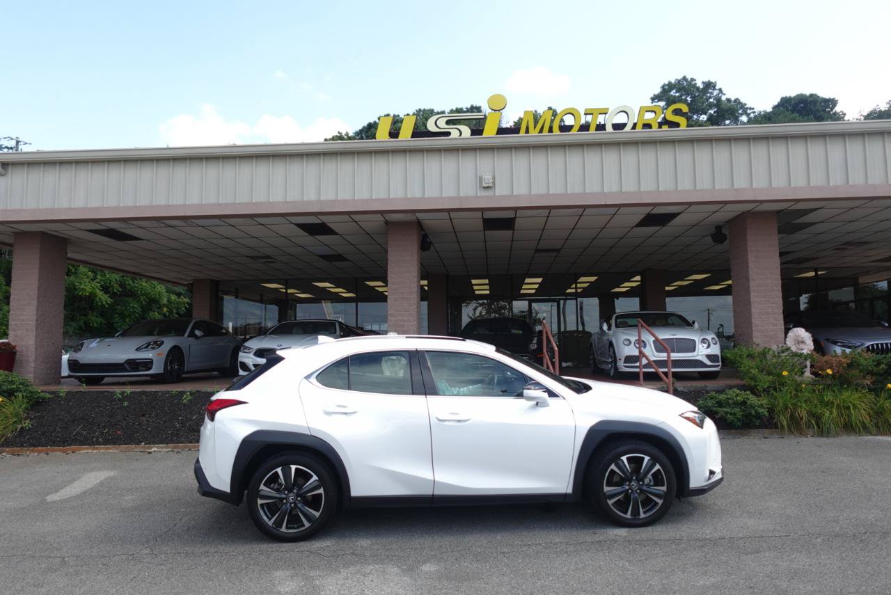 Used 2020 Lexus UX 200 w/ Premium Package FWD image 2
