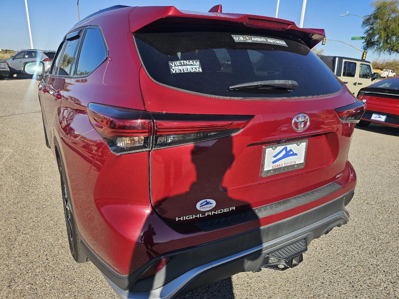 Used 2021 Toyota Highlander XSE image 5