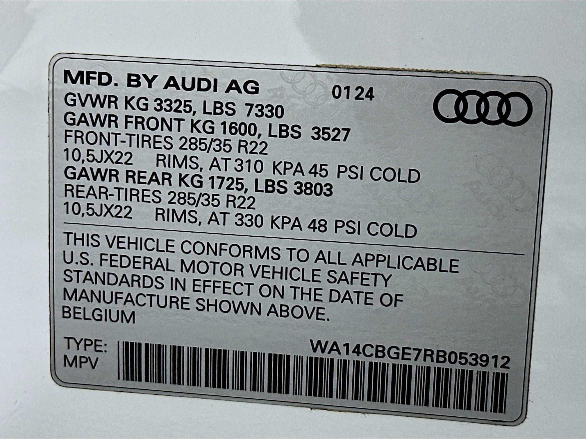 Used 2024 Audi SQ8 e-tron Premium Plus w/ Black Optic Package image 36