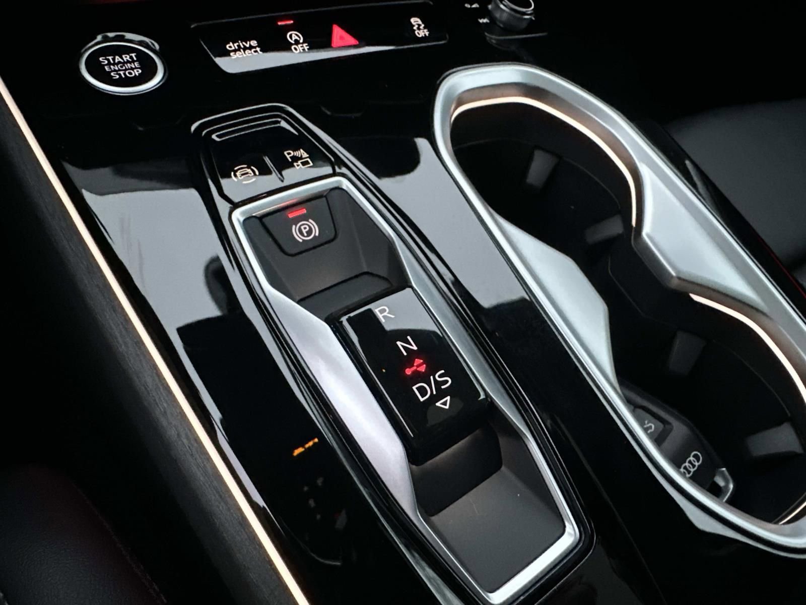 New 2026 Audi A6 Premium Plus AWD/4WD image 22