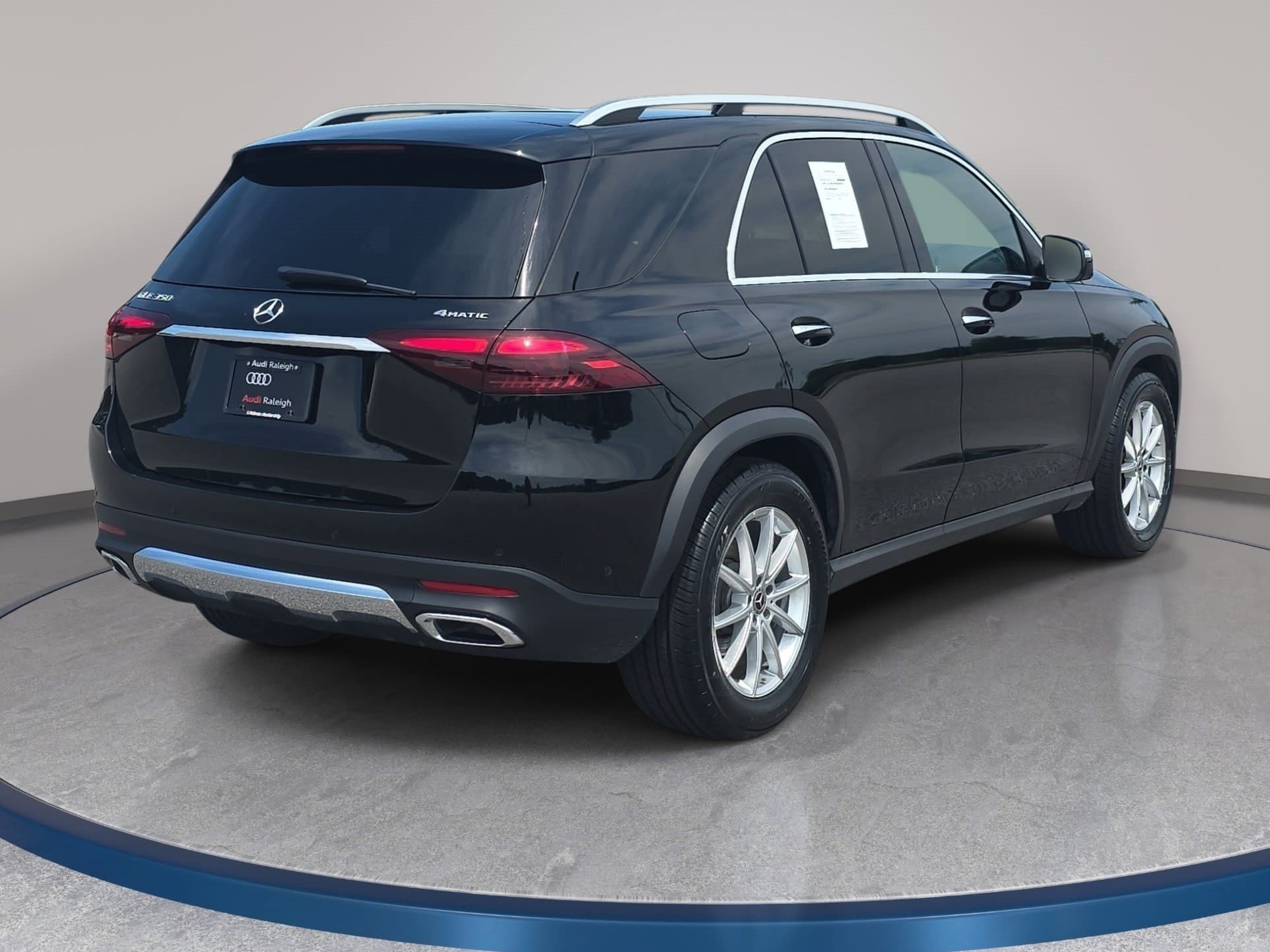 Used 2025 Mercedes-Benz GLE 350 4MATIC image 5