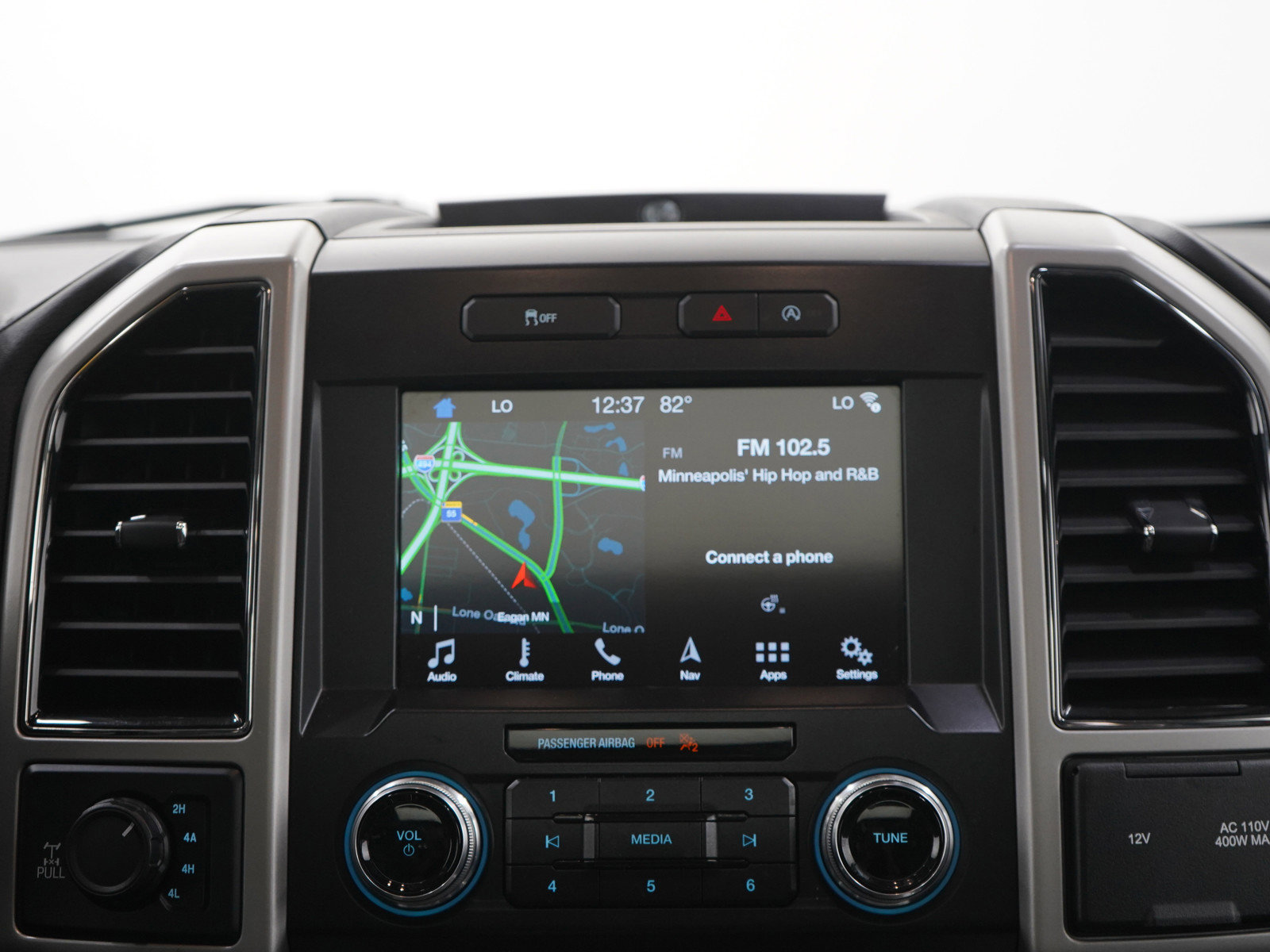 Used 2019 Ford F150 Lariat w/ Equipment Group 502A Luxury AWD/4WD image 15