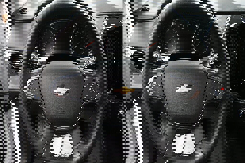 Used 2020 Chevrolet Traverse LT image 12