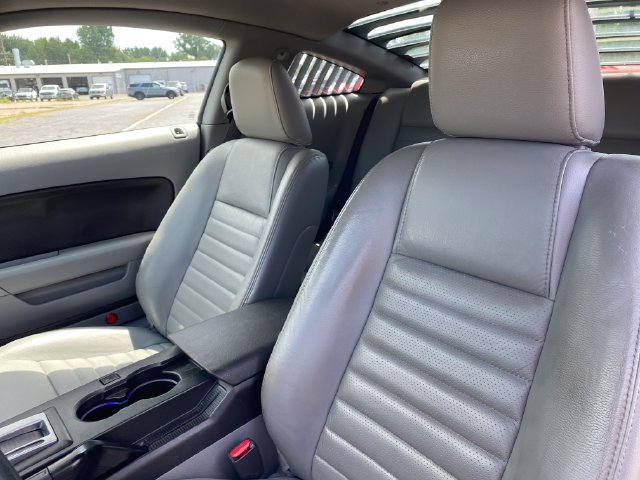 Used 2008 Ford Mustang GT Premium RWD image 16