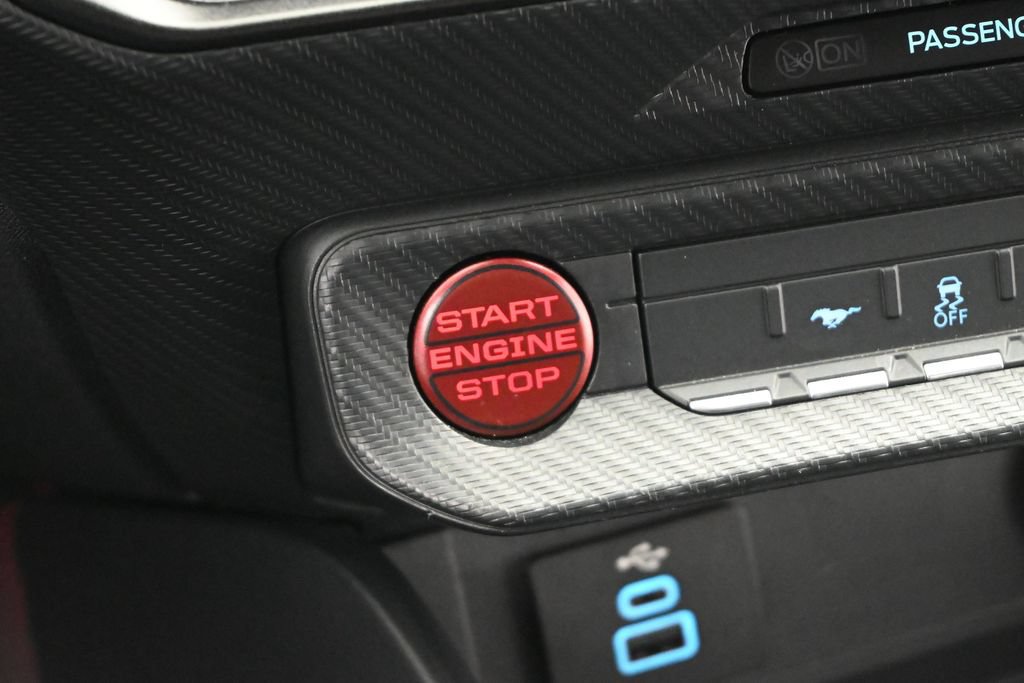 Used 2024 Ford Mustang GT RWD image 13