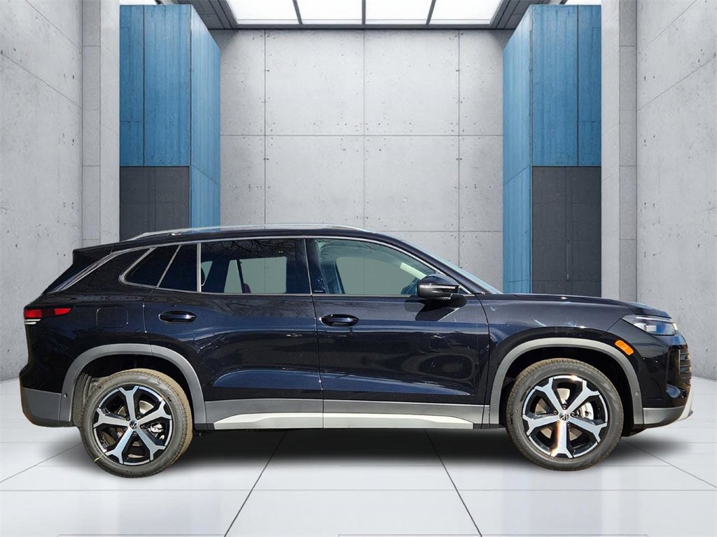 New 2026 Volkswagen Tiguan SE image 23