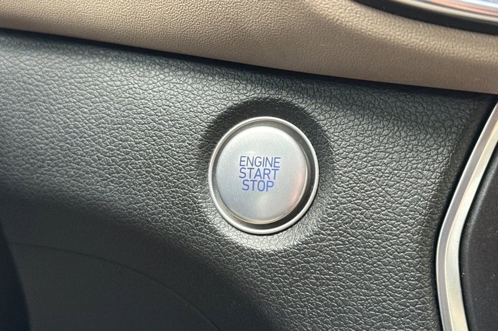 Used 2020 Hyundai Santa Fe SEL image 26