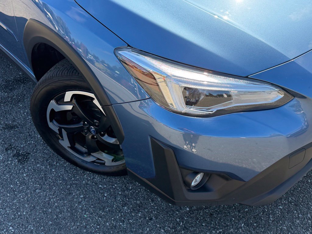 Used 2021 Subaru Crosstrek 2.5i Limited w/ Moonroof Package 2 AWD/4WD image 2