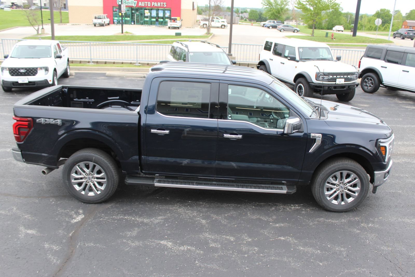 New 2026 Ford F150 Lariat w/ Equipment Group 502A High AWD/4WD image 9