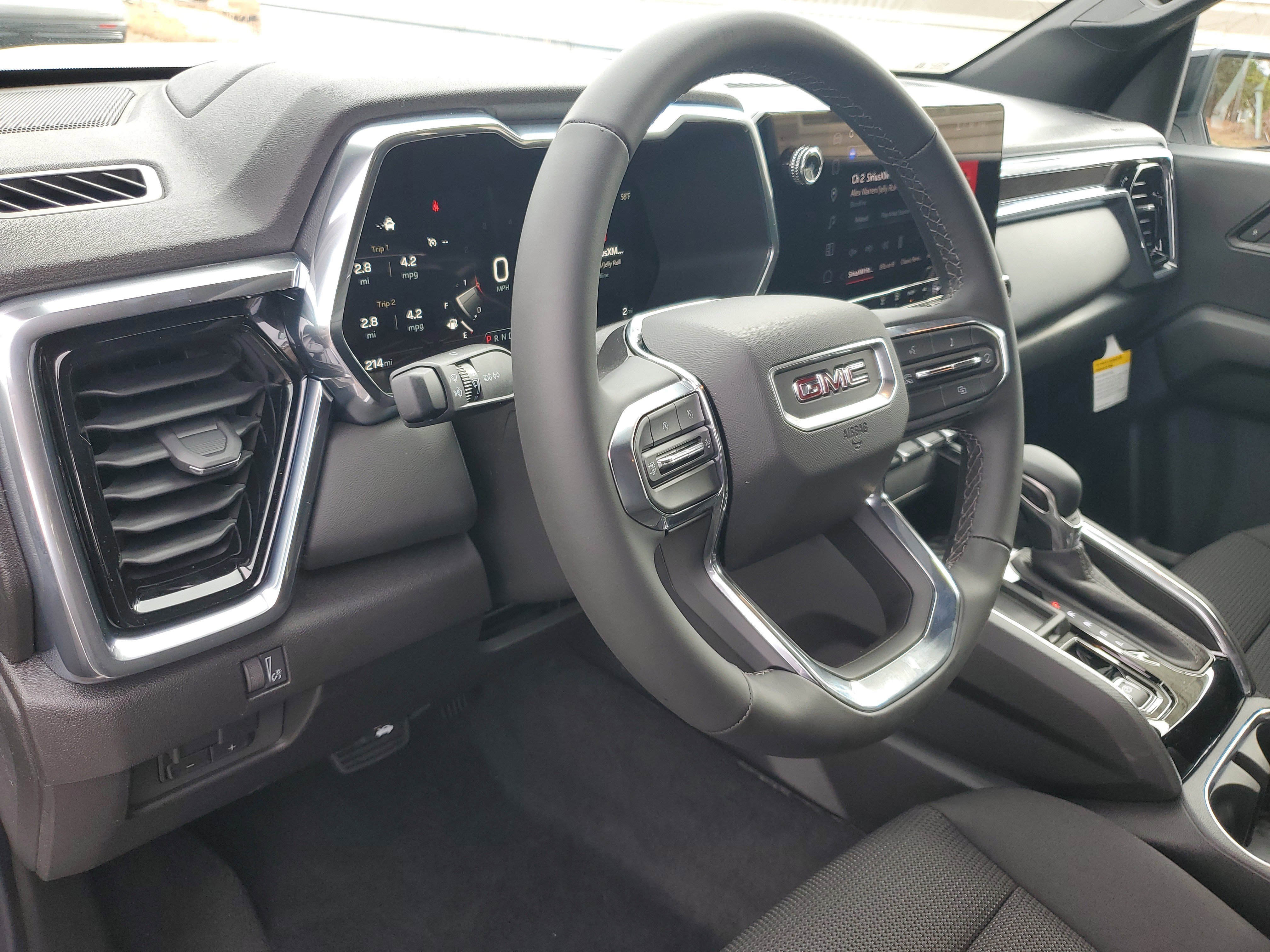 New 2026 GMC Canyon Elevation image 17