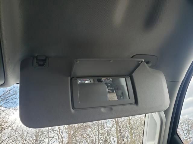 Used 2015 GMC Sierra 2500 4x4 Crew Cab image 31