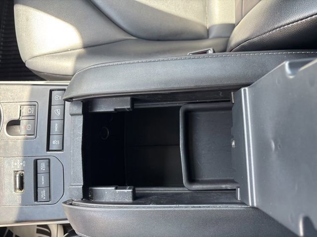 Used 2021 Toyota Highlander XLE AWD/4WD image 20
