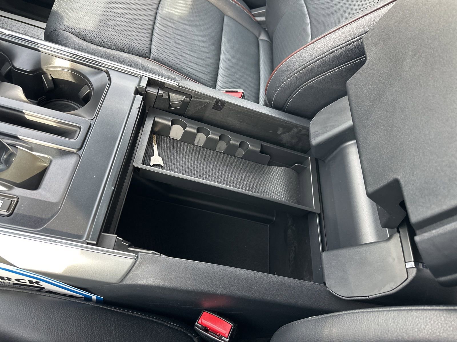 Used 2022 Ford F150 Lariat image 57