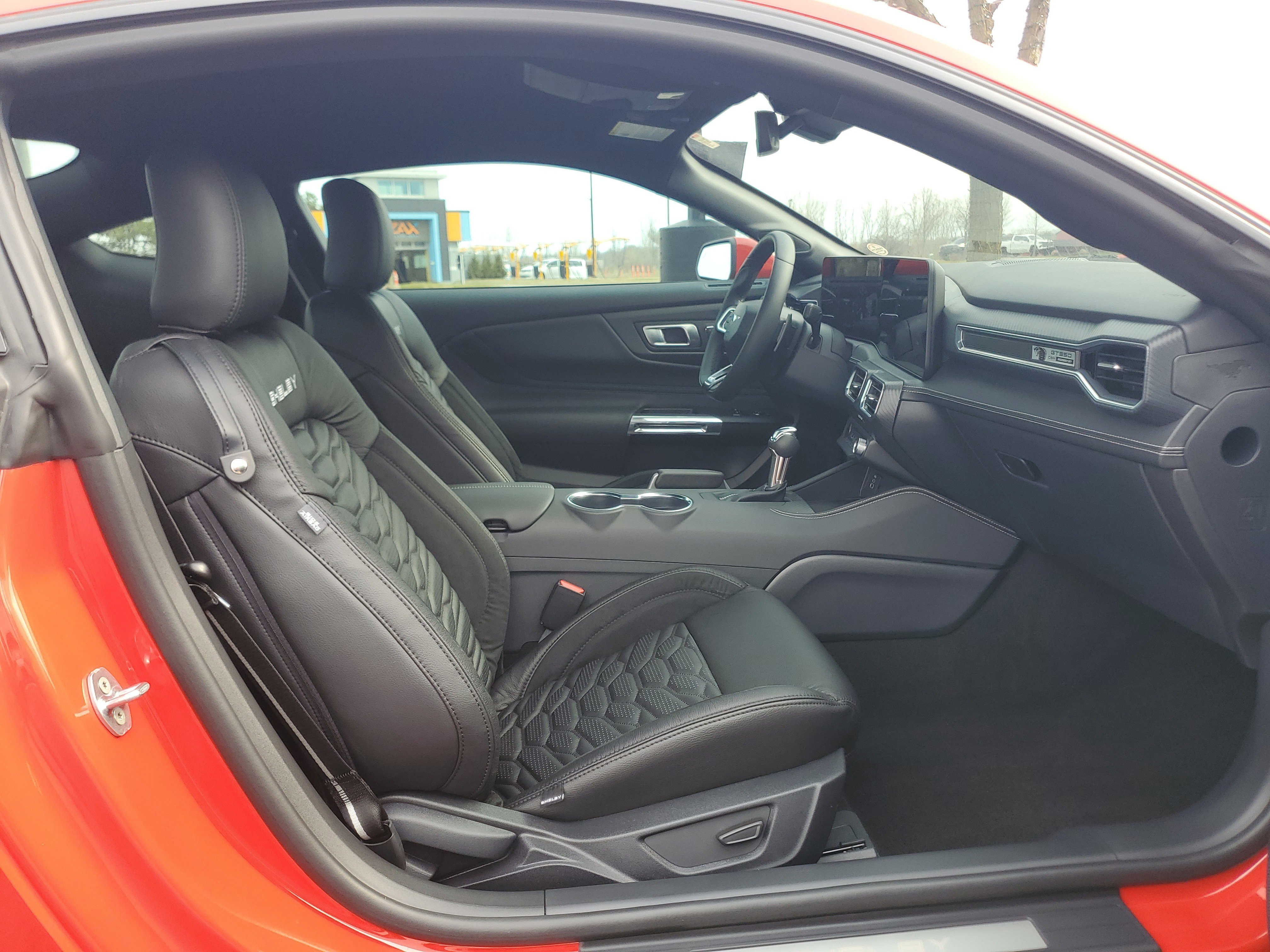 Used 2025 Ford Mustang GT Premium w/ GT Performance Package RWD image 9