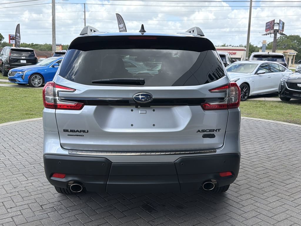 Certified 2025 Subaru Ascent Bronze Edition w/ Onyx Package image 4