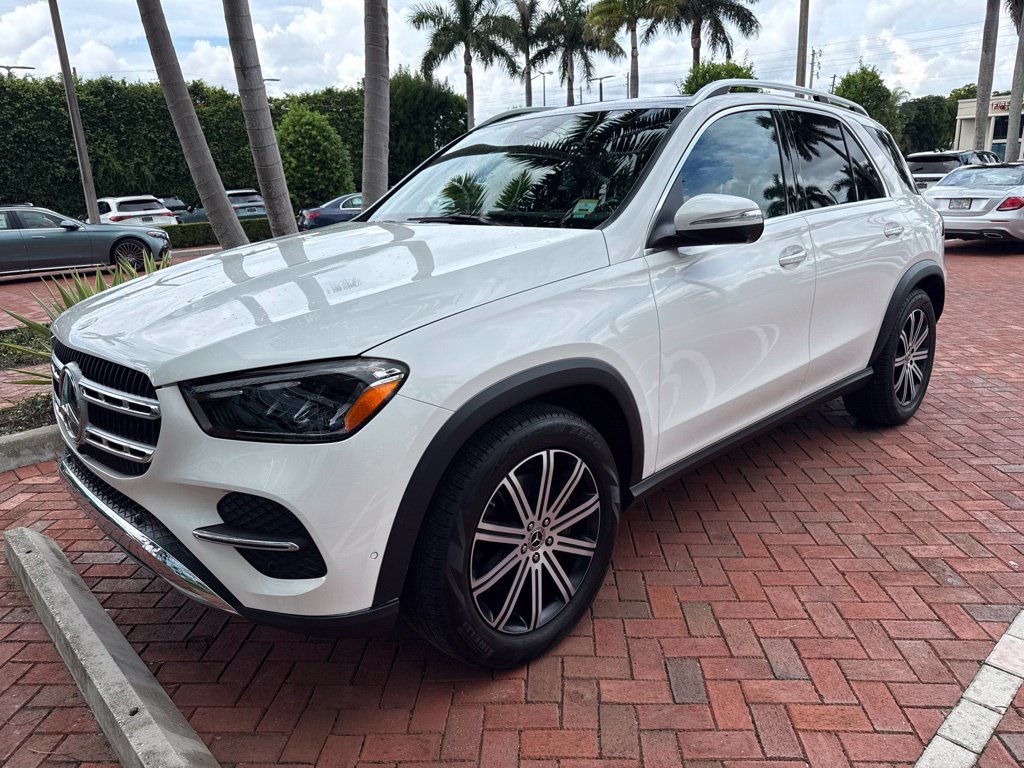 Used 2024 Mercedes-Benz GLE 350 4MATIC image 2