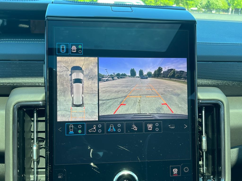 New 2026 GMC Yukon XL AT4 Ultimate AWD/4WD image 26