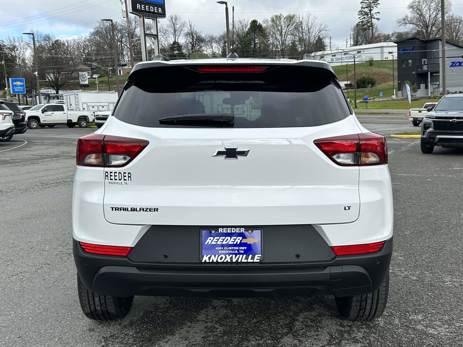 New 2026 Chevrolet TrailBlazer LT w/ Midnight Edition FWD image 4