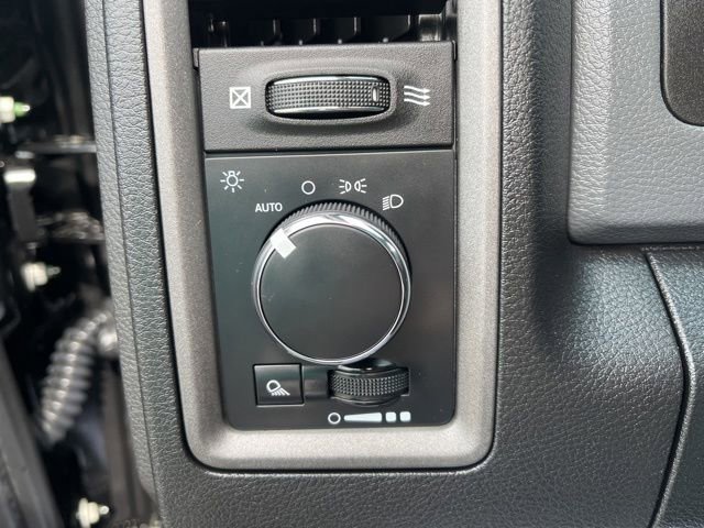 Used 2018 RAM 1500 Tradesman w/ Power & Remote Entry Group AWD/4WD image 19