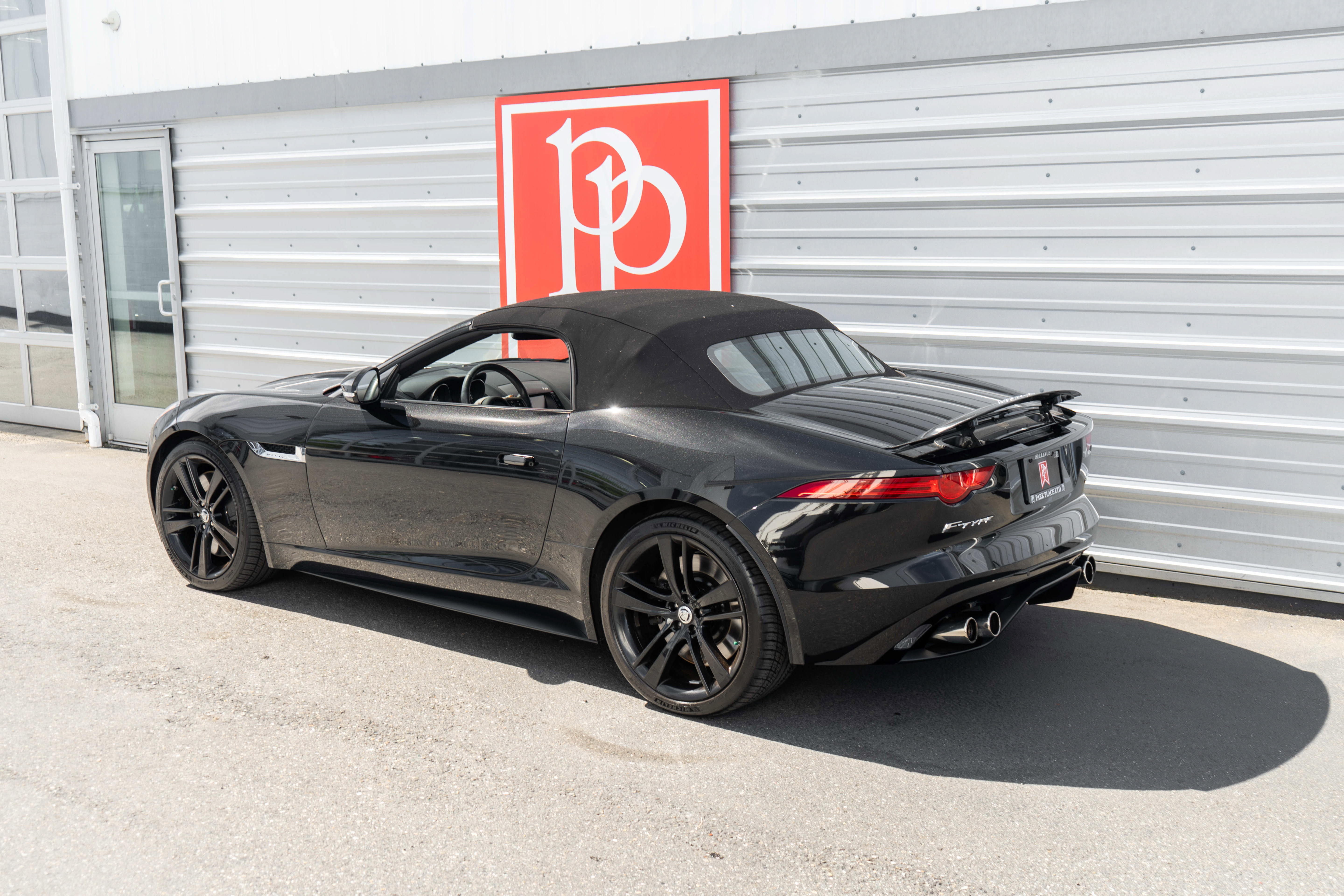 Used 2014 Jaguar F-TYPE S RWD image 34