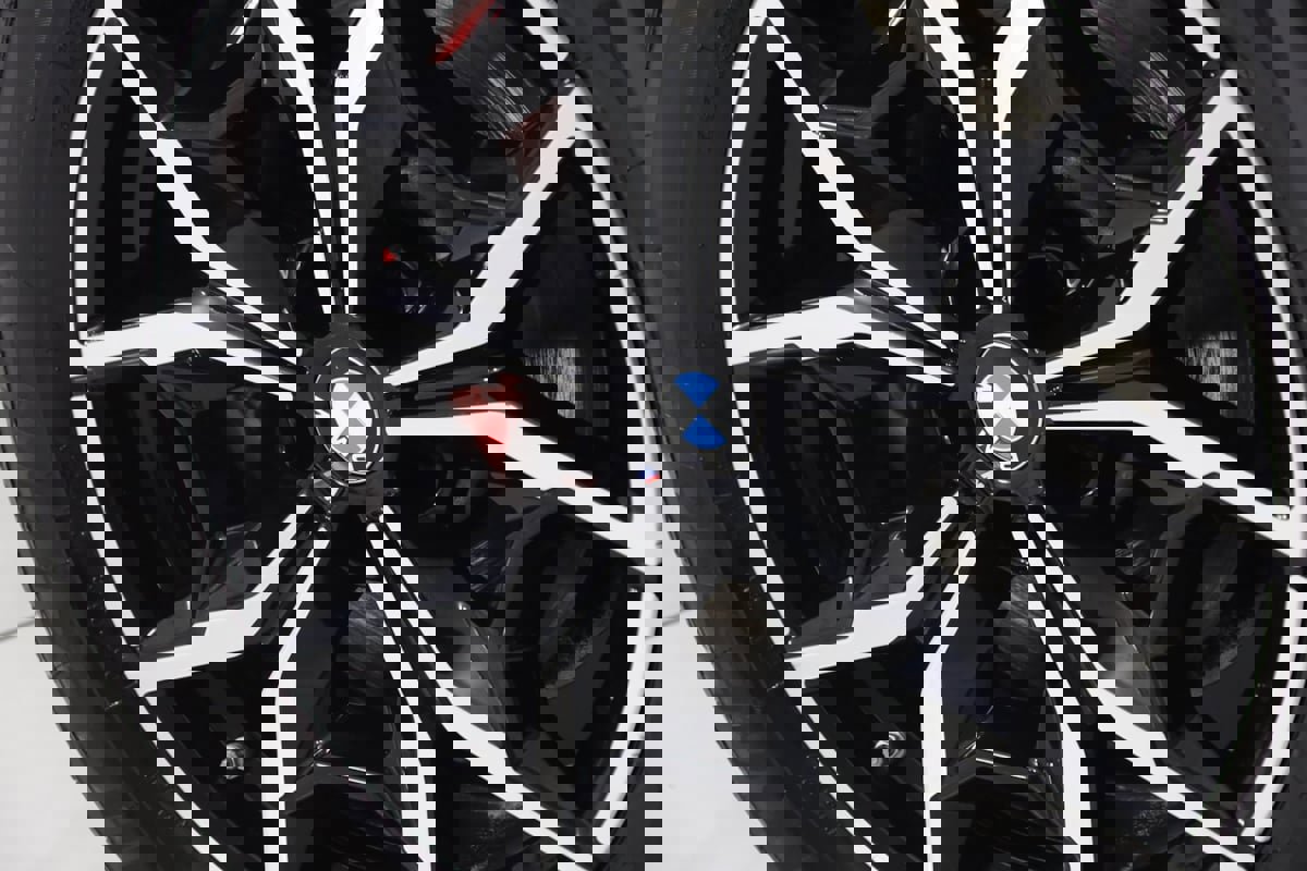 Used 2023 BMW X4 M40i w/ Premium Package image 17