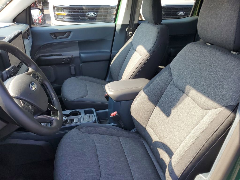 New 2025 Ford Maverick XLT w/ XLT Luxury Package image 7
