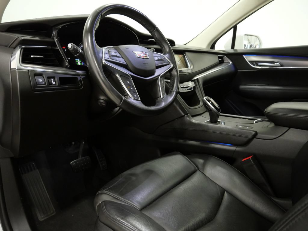 Used 2019 Cadillac XT5 Premium Luxury FWD image 12