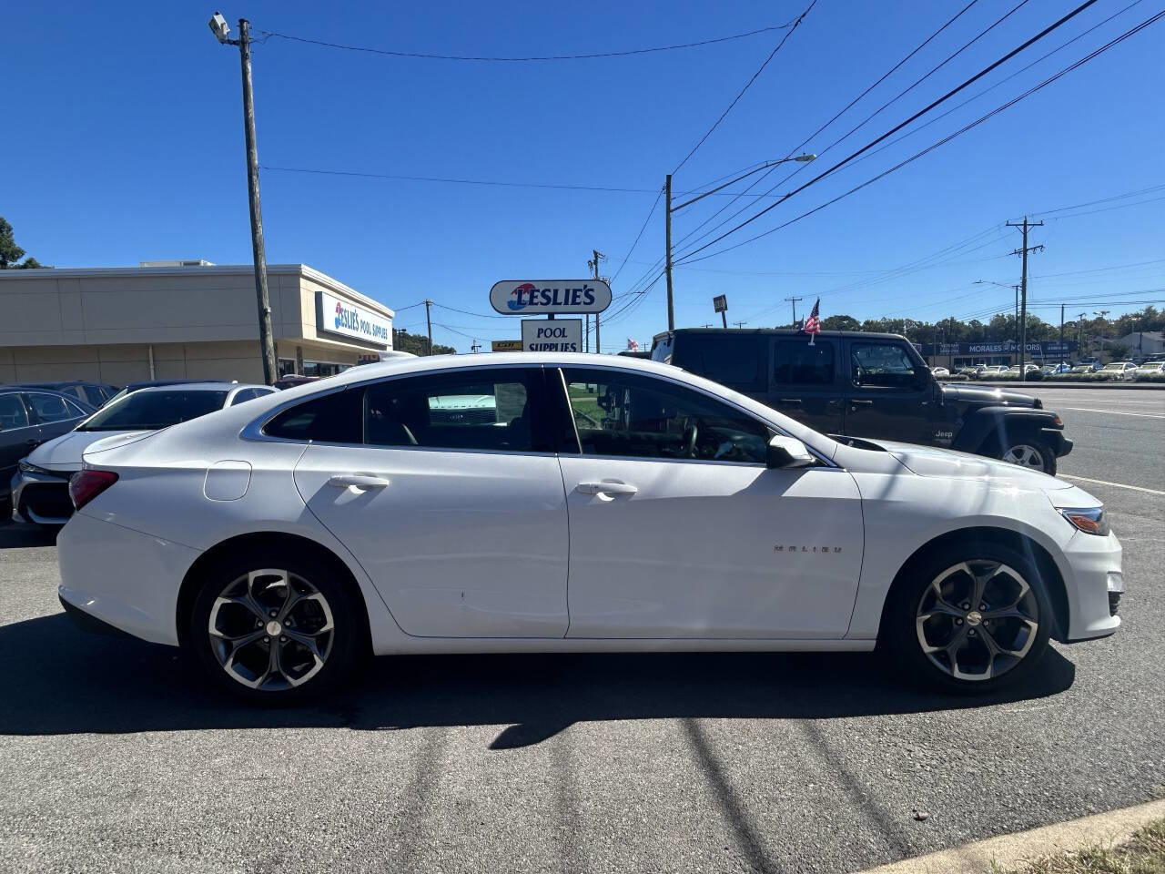Used 2022 Chevrolet Malibu LT image 4