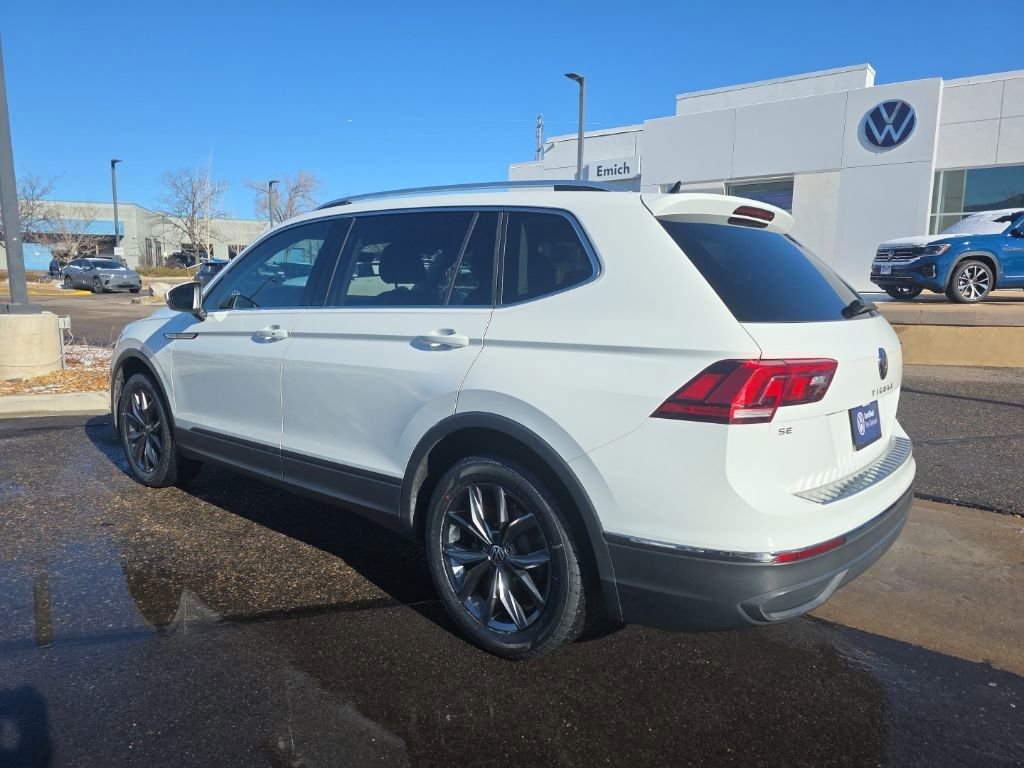 Certified 2022 Volkswagen Tiguan SE w/ Panoramic Sunroof Package image 4