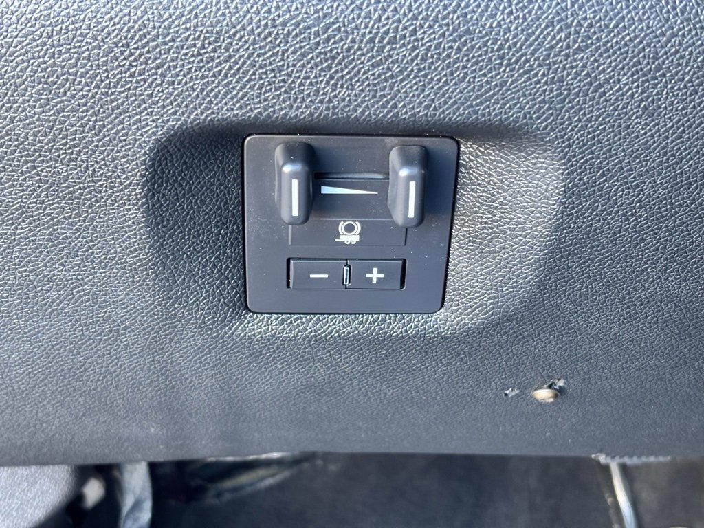 Used 2010 Chevrolet Silverado 2500 LT w/ Interior Plus Package image 13