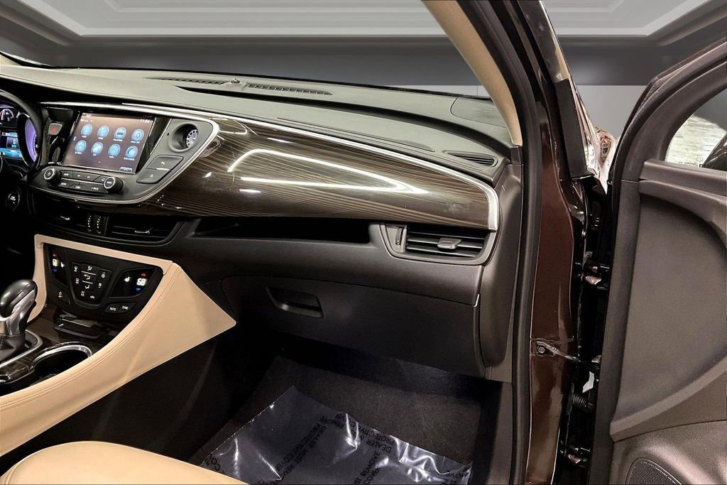 Used 2020 Buick Envision Essence w/ LPO, Road Trip Package image 26