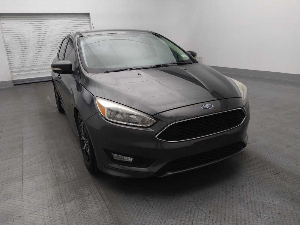 Used 2016 Ford Focus SE w/ SE Sport Package image 14
