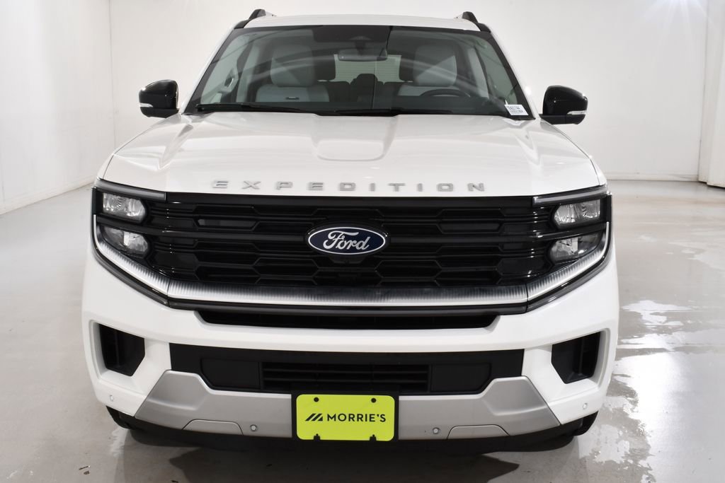 New 2026 Ford Expedition Max Platinum w/ Platinum Ultimate Package AWD/4WD image 3