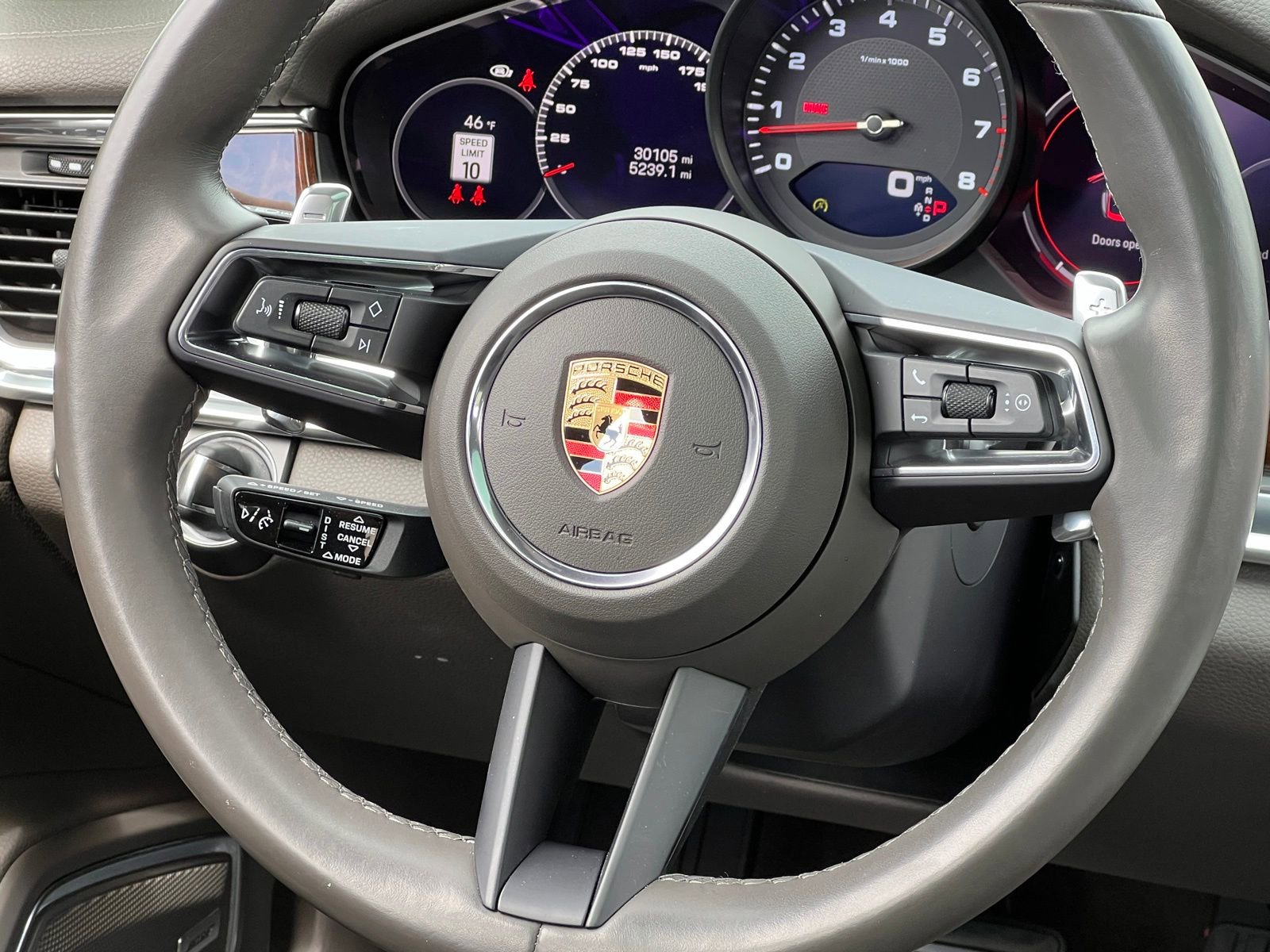 Certified 2023 Porsche Panamera 4 Platinum Edition image 21