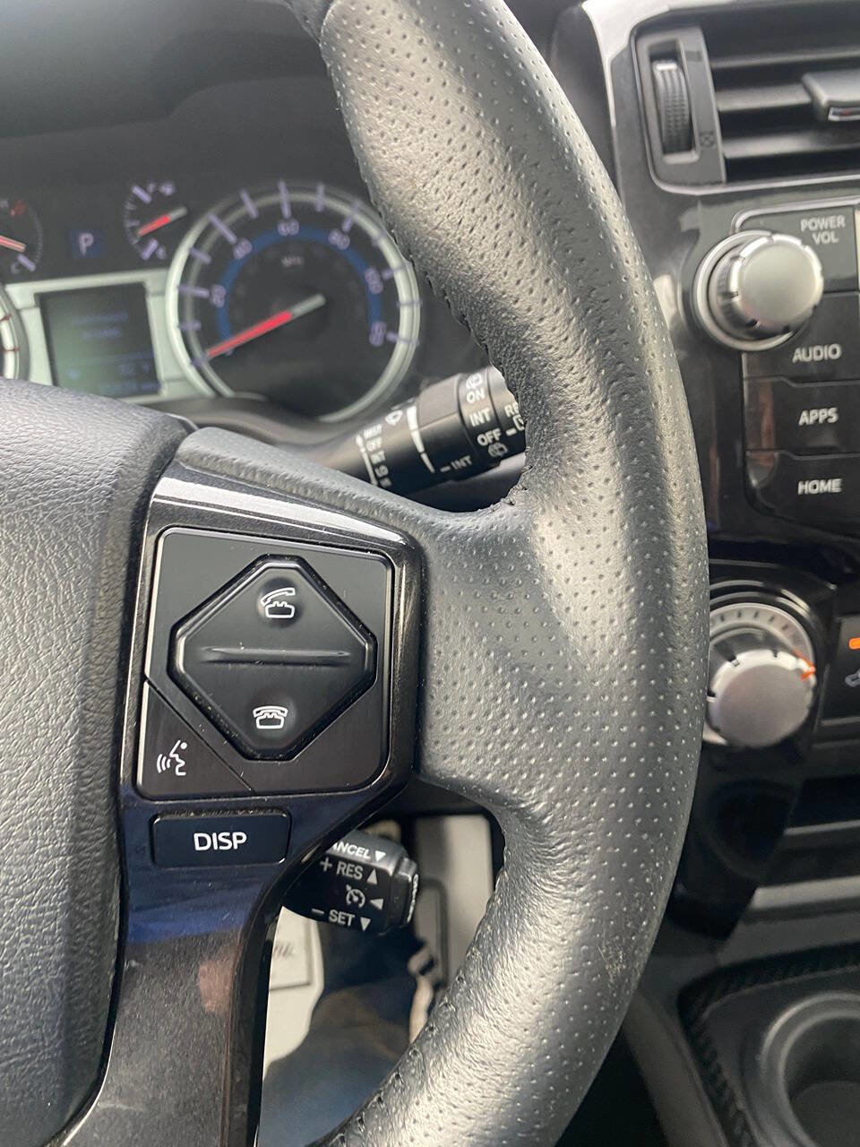 Used 2018 Toyota 4Runner TRD Off-Road Premium AWD/4WD image 25